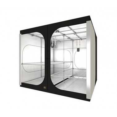 Dark Room 240 R4.00 Secret Garden Secret Jardin  Produkte